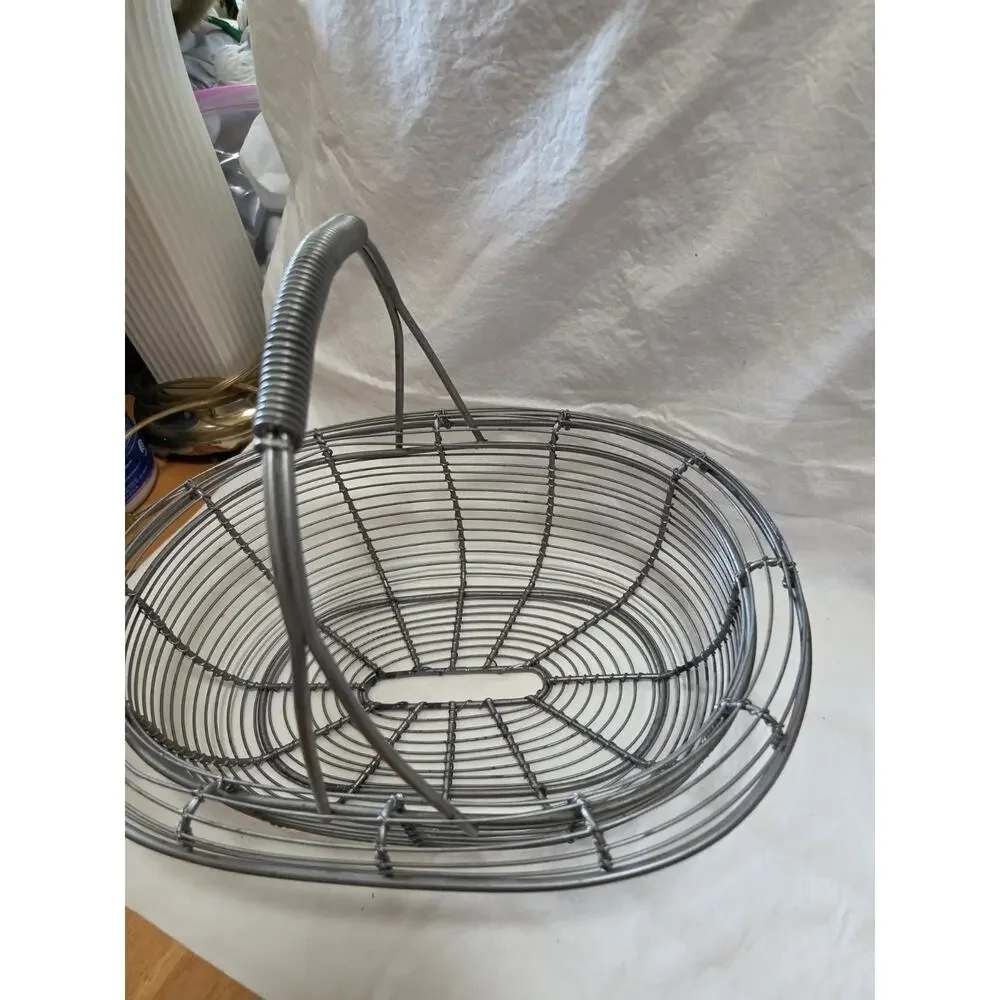 Vtg Oval Basket With Rounded Edge Primitive Egg Veggie Gathering Basket